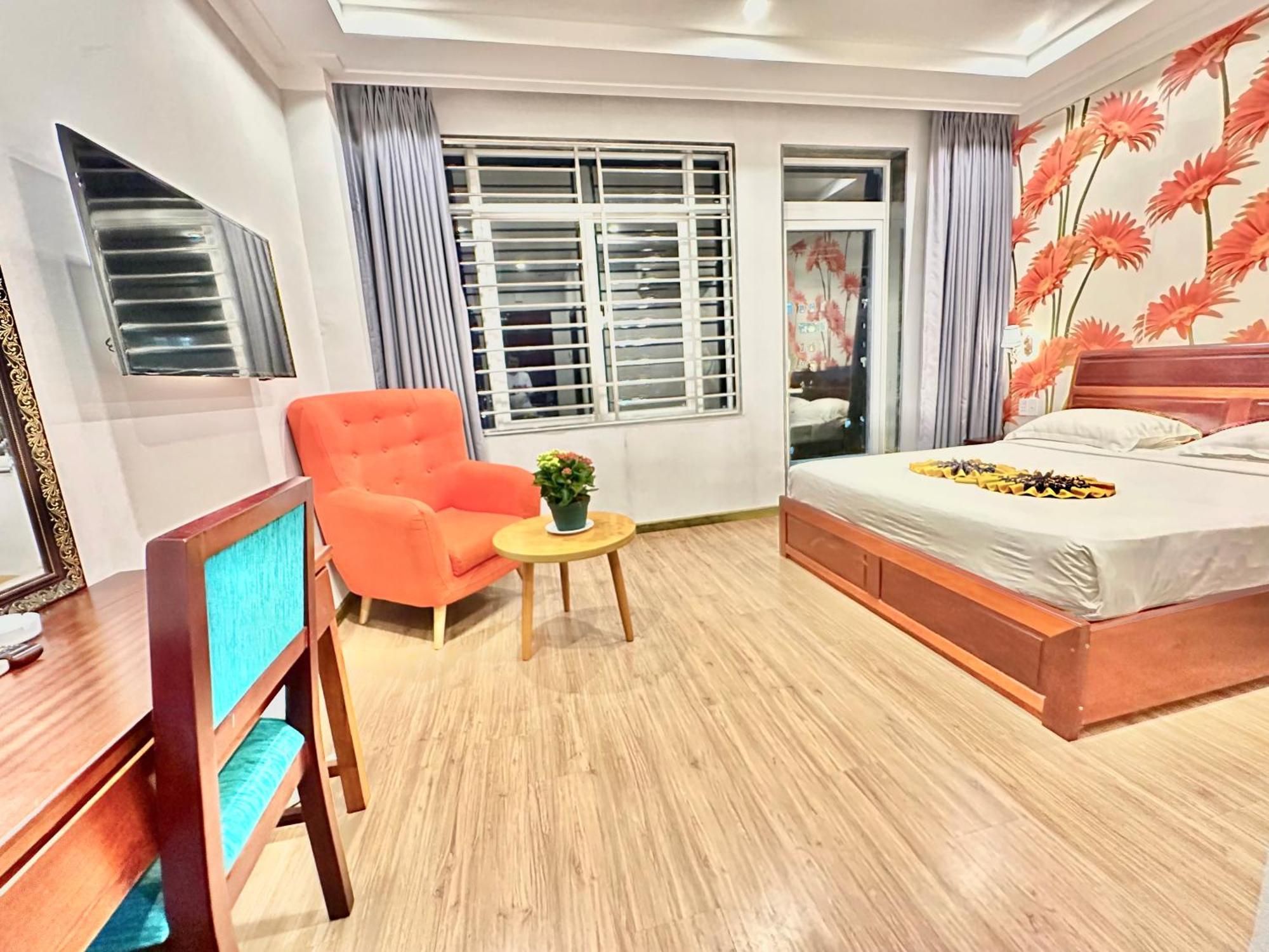 Long Bao Chau Hotel Thu Dau Mot Экстерьер фото