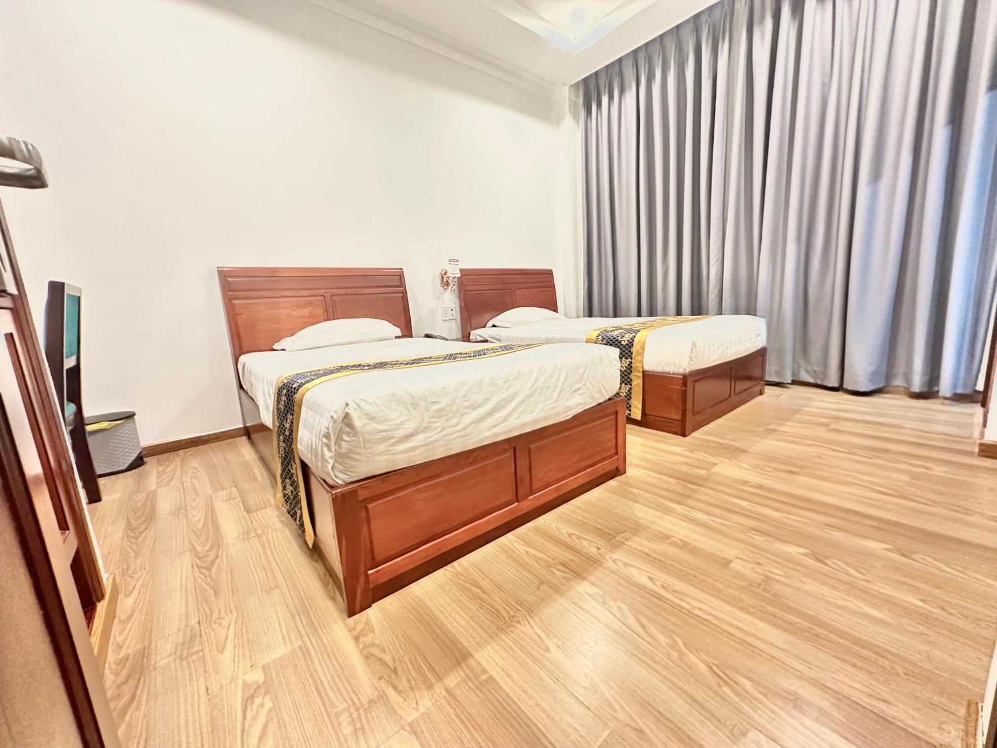 Long Bao Chau Hotel Thu Dau Mot Экстерьер фото