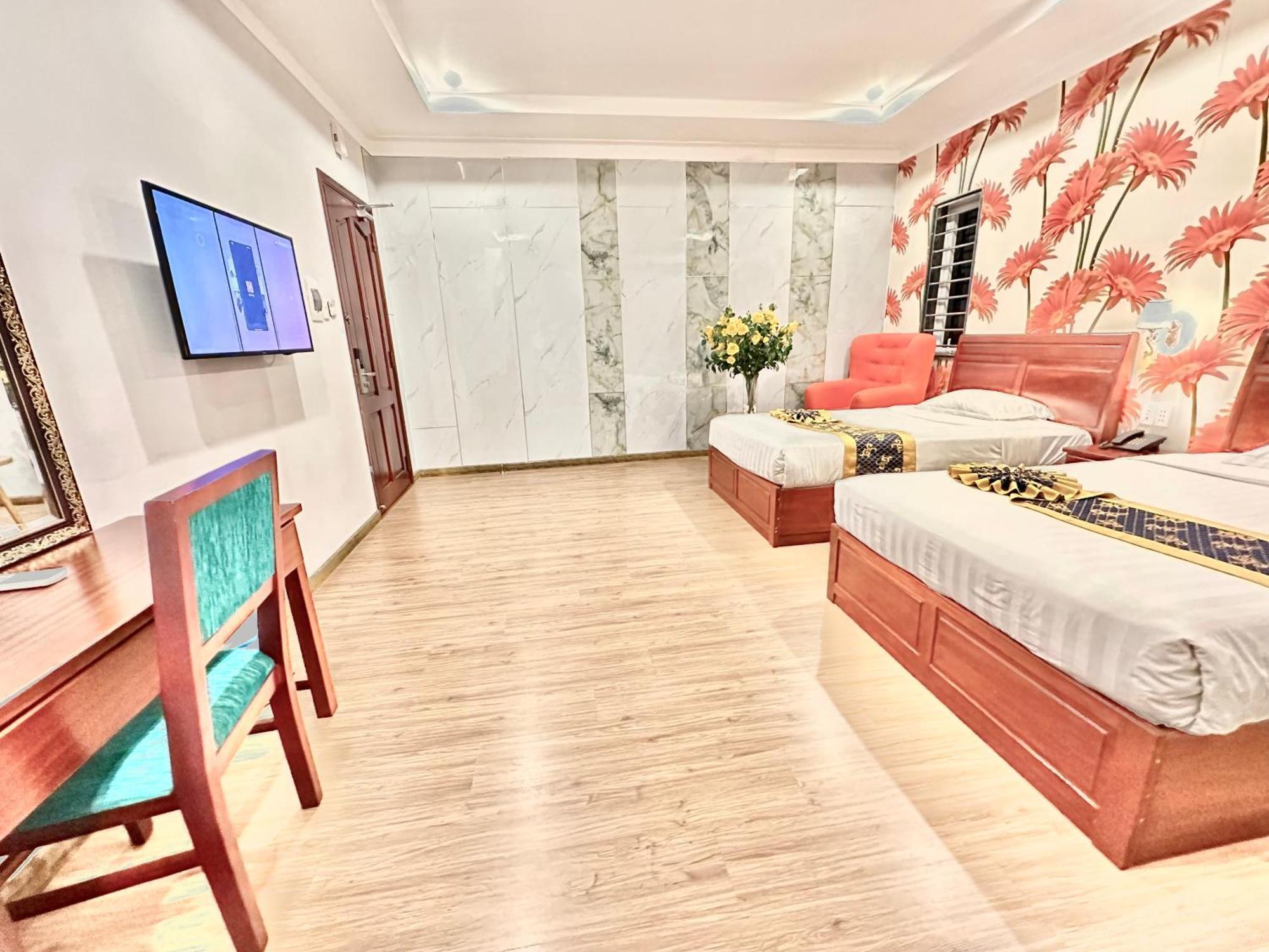Long Bao Chau Hotel Thu Dau Mot Экстерьер фото