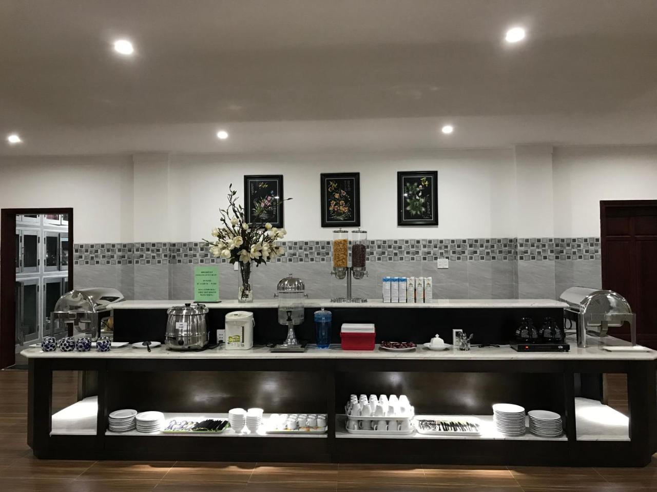 Long Bao Chau Hotel Thu Dau Mot Экстерьер фото