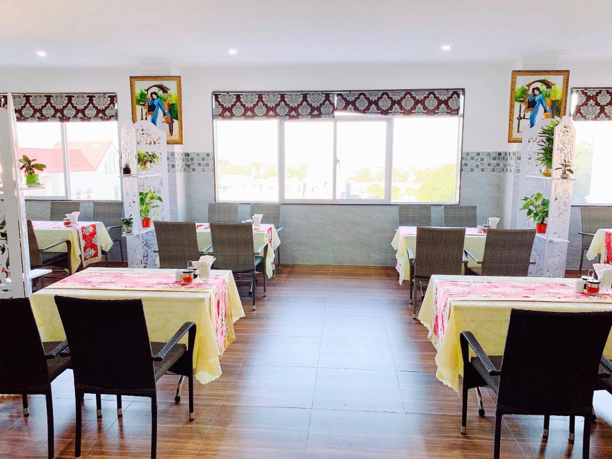Long Bao Chau Hotel Thu Dau Mot Экстерьер фото