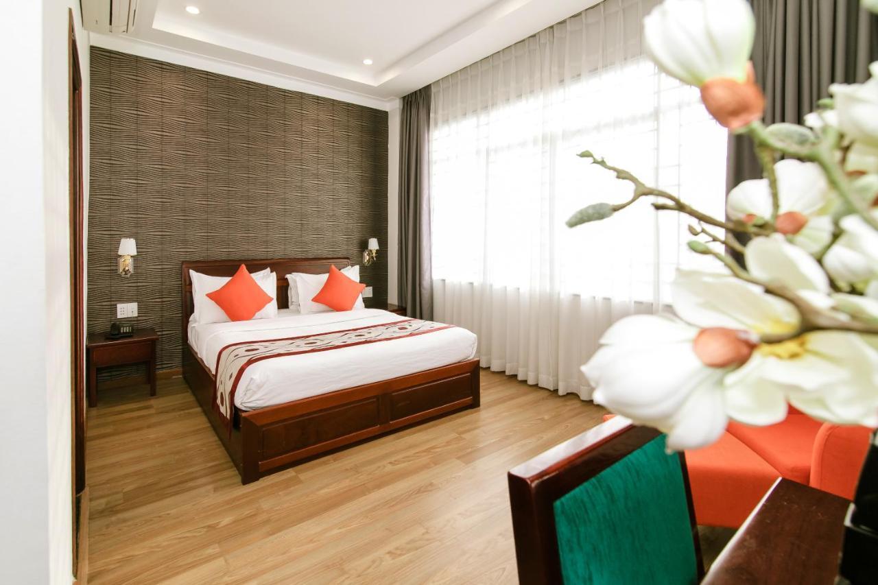 Long Bao Chau Hotel Thu Dau Mot Экстерьер фото